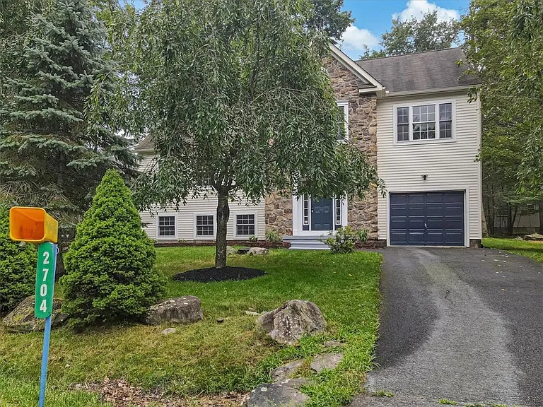 2704 Starlight Ter — Photo 19