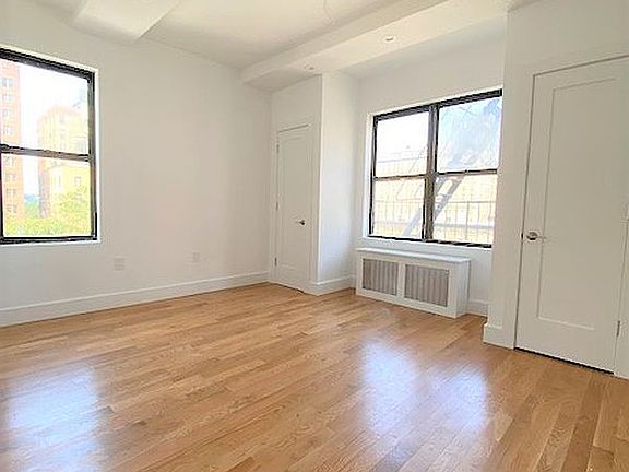 4th image of 317 W 87th St APT 8C