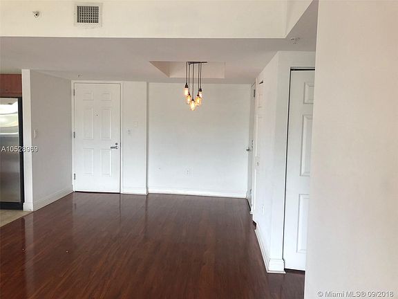 3rd image of 3232 Coral Way APT 1002