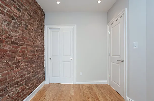 Rented by OGI Management | media 17