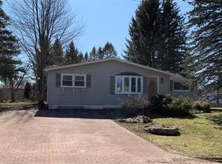 6236 Louwayne Pl, Cicero, NY 13039