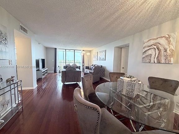 3rd image of 900 NE 195th St APT 703