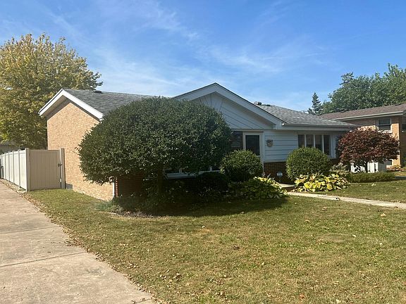 3rd image of 10720 Lavergne Ave
