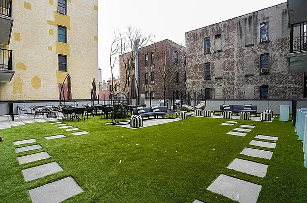 Rented by Highline Residential | media 17