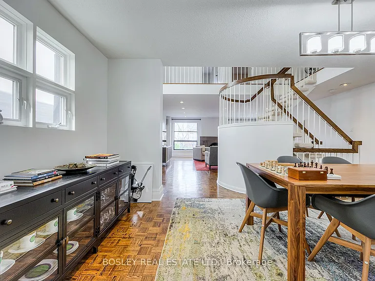 98 Sherwood Ave — Photo 9