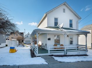 306 Front St, Dupont, PA 18641