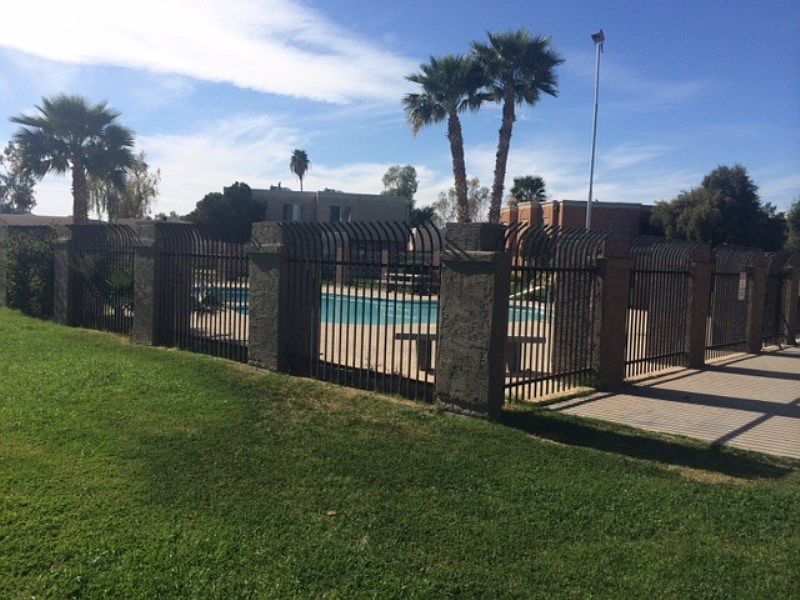 1st image of 4005 S 45th St