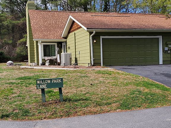 2nd image of 1313 Willow Park Ln #1313