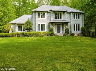 974 Millwood Ln, Great Falls, VA 22066
