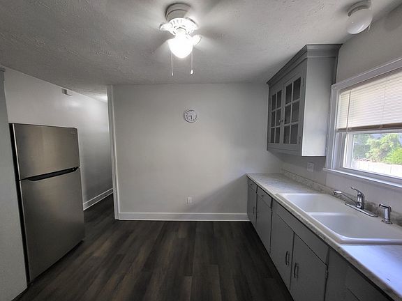 4th image of 1152 W 27th St #1