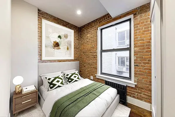 Rented by Douglas Elliman | media 16