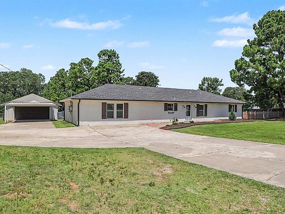 2nd image of 263 N Carolyn Dr