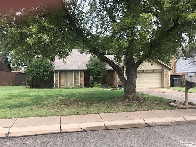 1st image of 2309 Creighton Dr