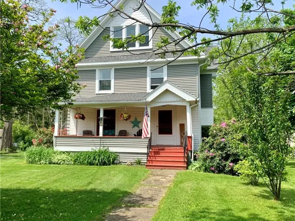 1167 County Line Rd, Hamlin, NY 14464