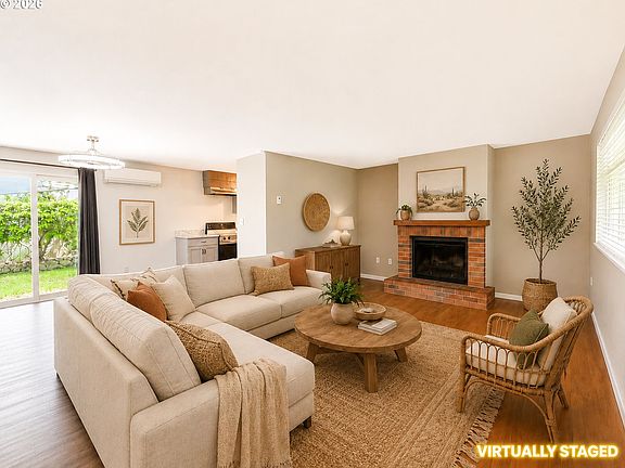 5th image of 631 Terrace Ln