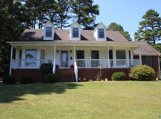 144 Woodland Lake Dr, Laceys Spring, AL 35754