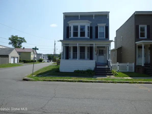 820 5th Avenue, Watervliet, NY 12189