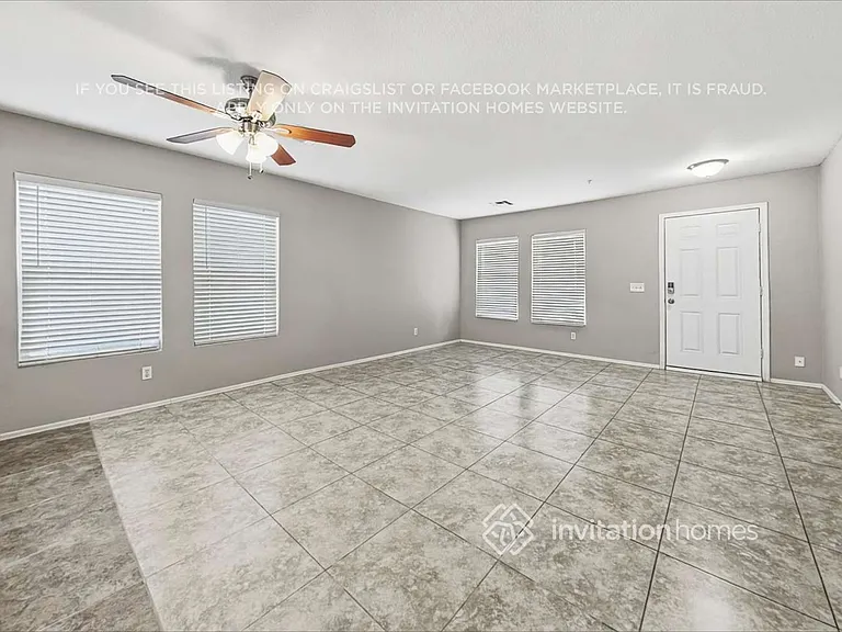 8962 E Yucca St — Photo 5