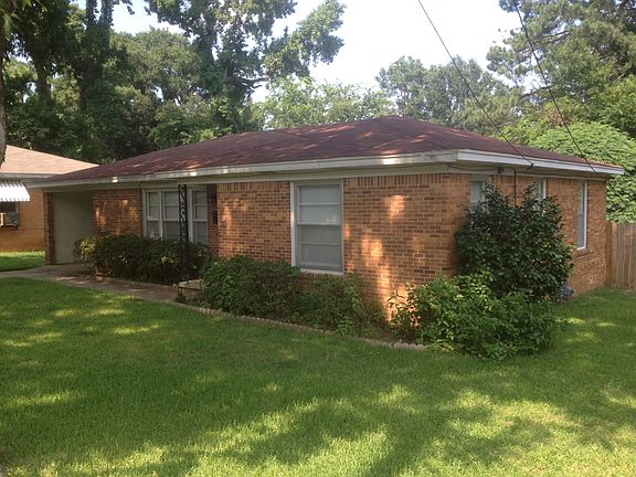 2nd image of 810 Blackwell Ave
