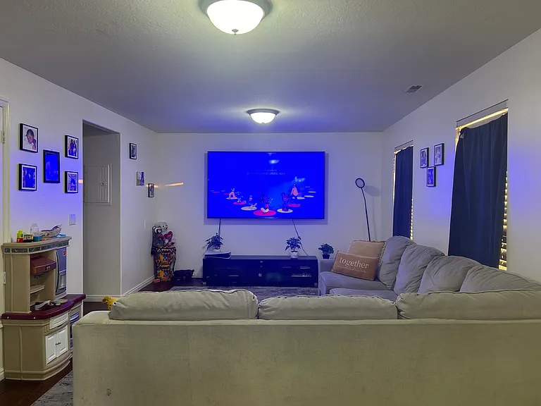 S 1850 W — Photo 4