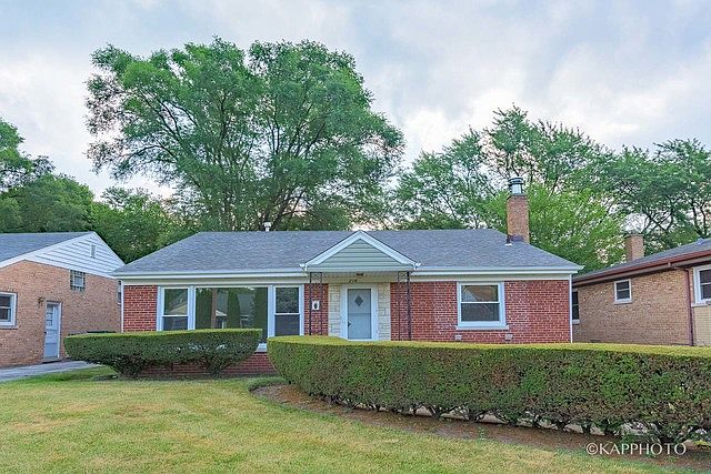 1st image of 216 Thelin Ct