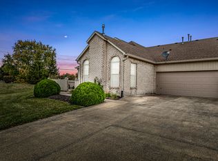11256 Winding Wood Ct, Indianapolis, IN 46235