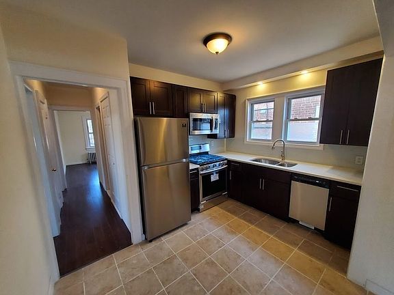 2nd image of 8023 Surrey Pl Fl 2