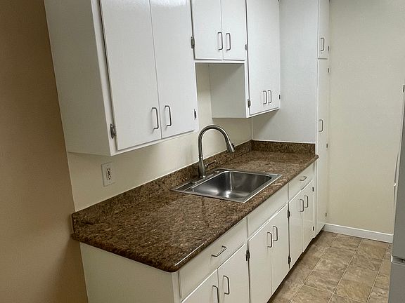 3rd image of 1690 Kentfield Ave #2