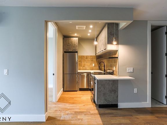 4th image of 972 Gates Ave #108