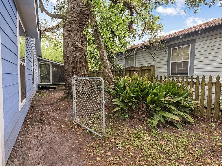 317 Ballentine St — Photo 18