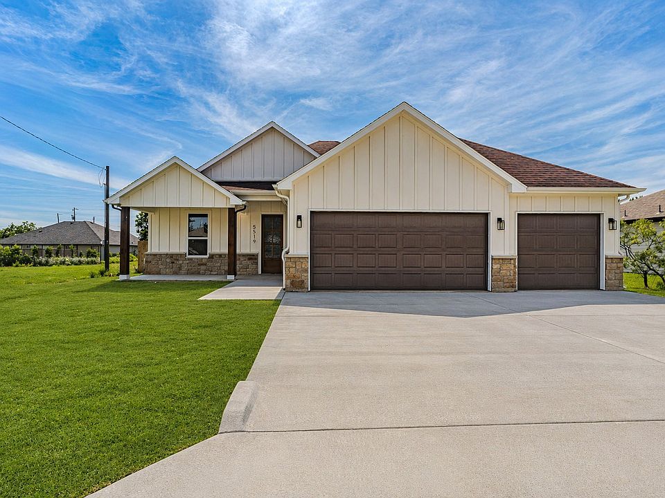 1st image of 5519 Belaire Cir