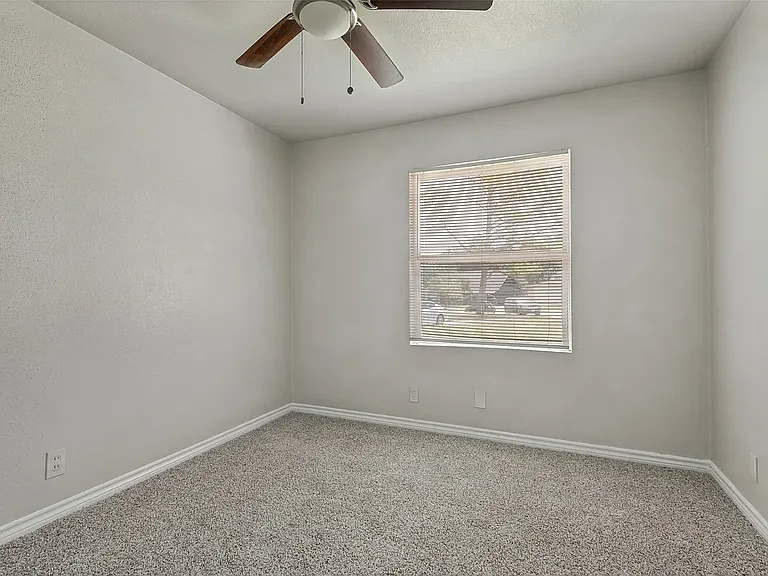 3221 Ridgeview Cir — Photo 8