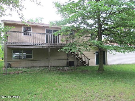 2nd image of 114 Greenly St