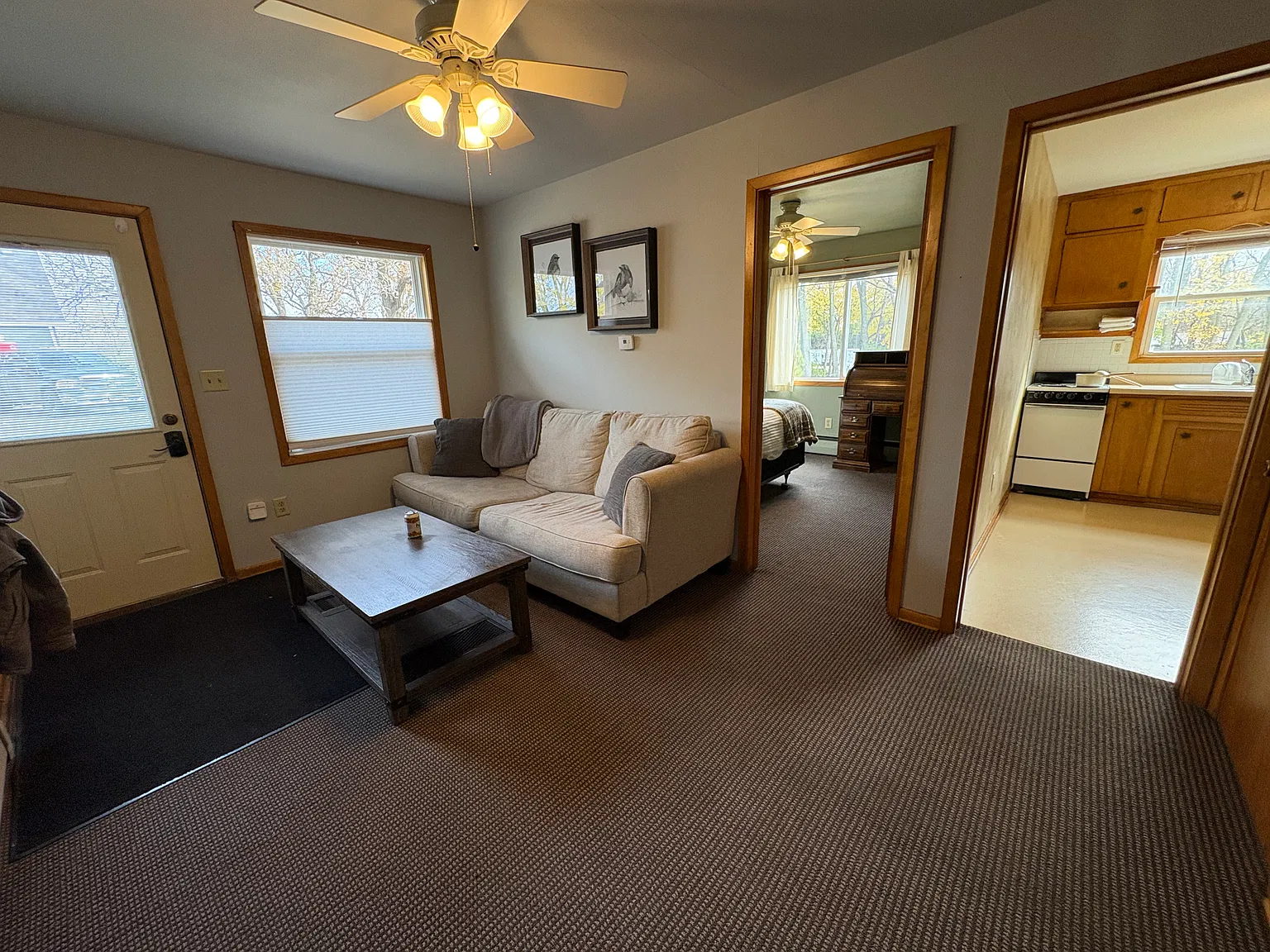 1208 Elm Ave E — Photo 3