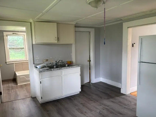 89.5 Liberty St, North Adams, MA 01247