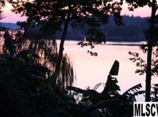 125 49th Avenue Pl NW, Hickory, NC 28601