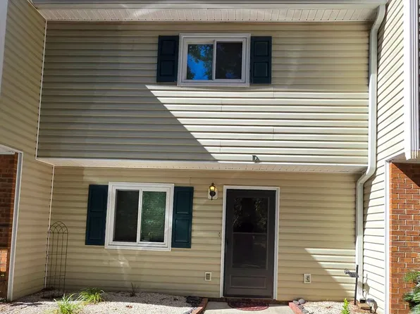 1024 S Hollywood Dr APT D, Surfside Beach, SC 29575