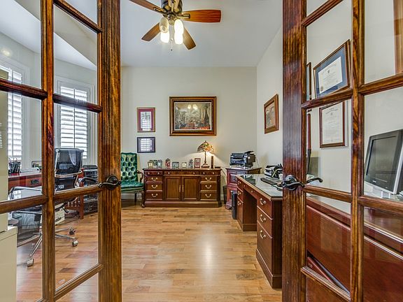 4th image of 22019 Somerton Ln