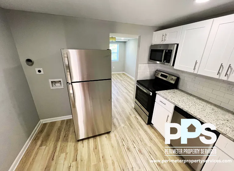 605 Paines Ave NW #C1 — Photo 2
