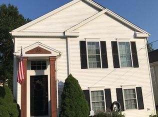 28 Stoney View Dr, Cumberland, RI 02864