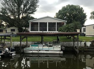 1333 Westland Dr, Tavares, FL 32778