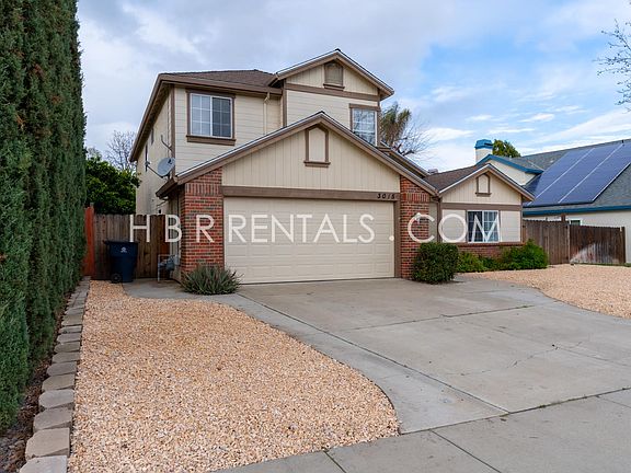 2nd image of 3015 Savanna Dr