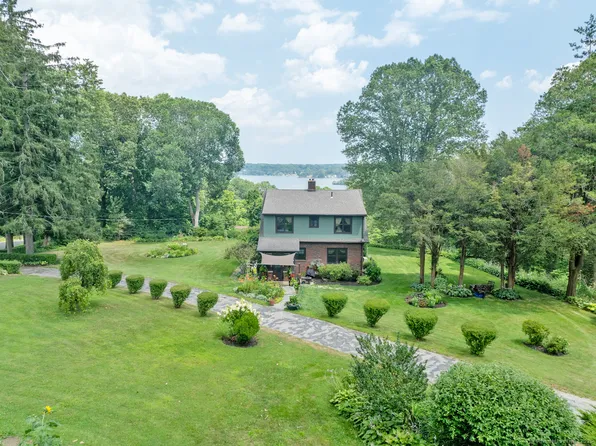 47 Clark Hill Road, East Hampton, CT 06424