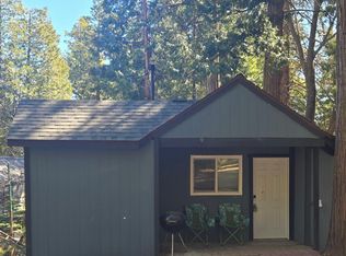 10638 Pine Dr, Wofford Heights, CA 93285