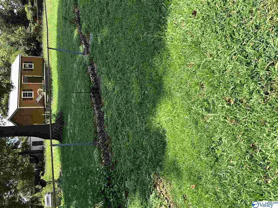 1st image of 176 Plaza Dr