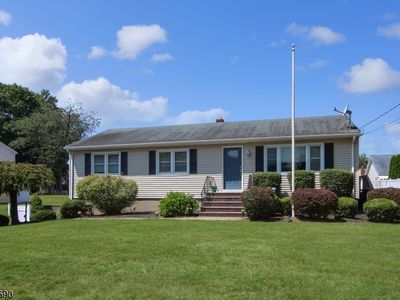 23 Slope Dr, Hackettstown, NJ, 07840