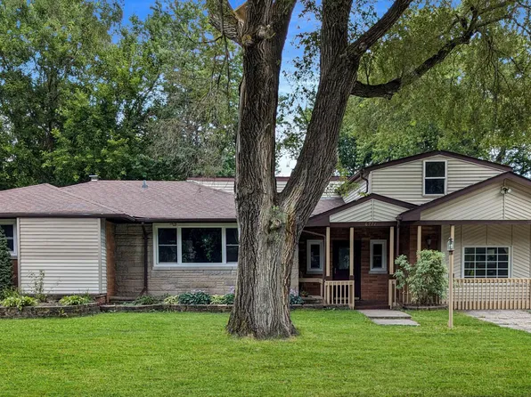 6771 Jefferson St, Merrillville, IN 46410