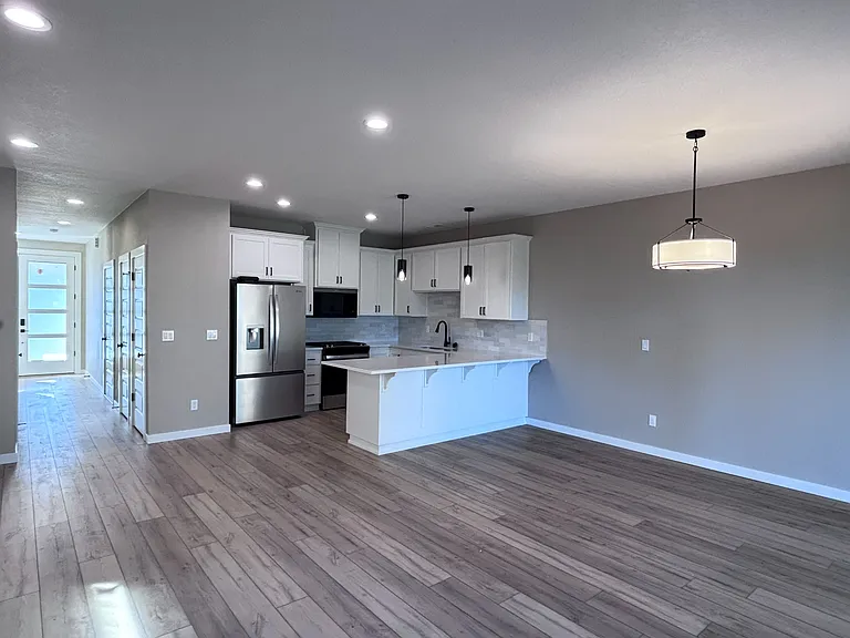 4848 Elvira St N #1 — Photo 3