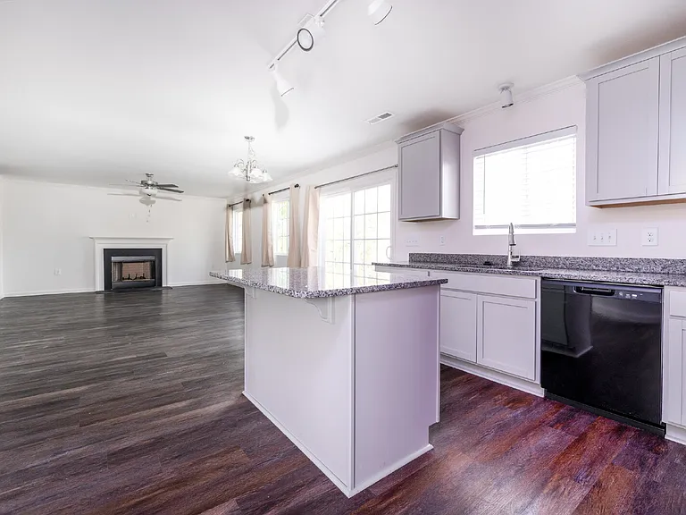 3662 Foxton Dr — Photo 16
