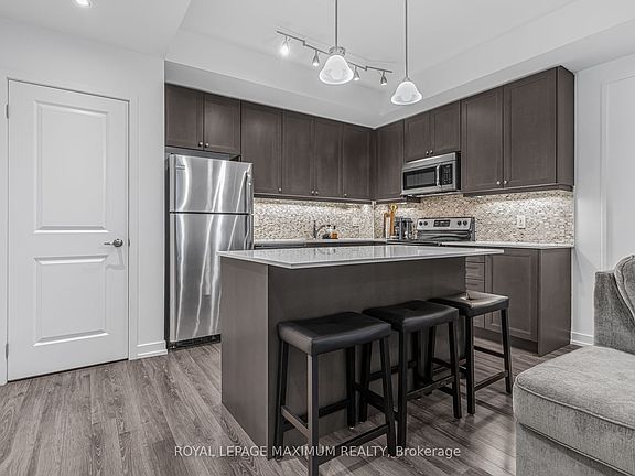 5th image of 867 Wilson Ave #2B